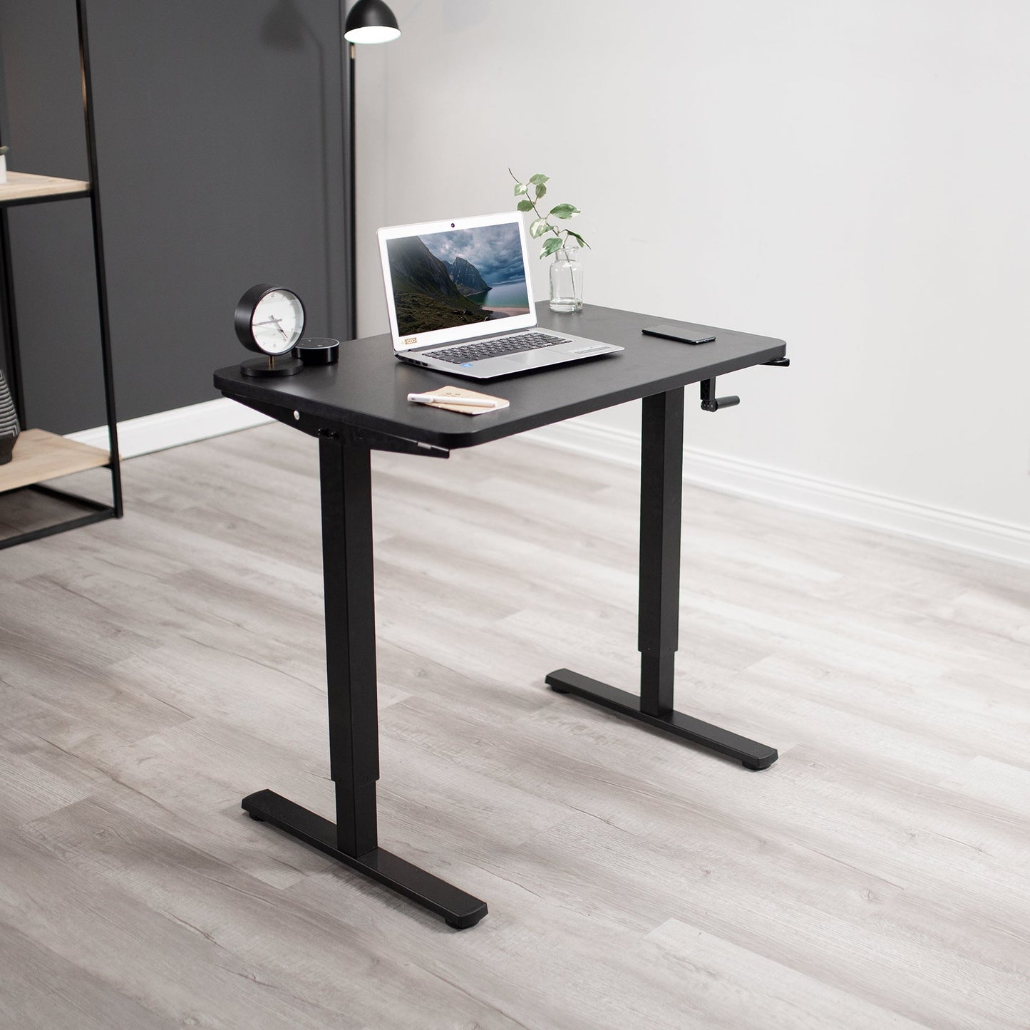 Ergonomic Manual Height-Adjustable Desk for Ultimate Comfort