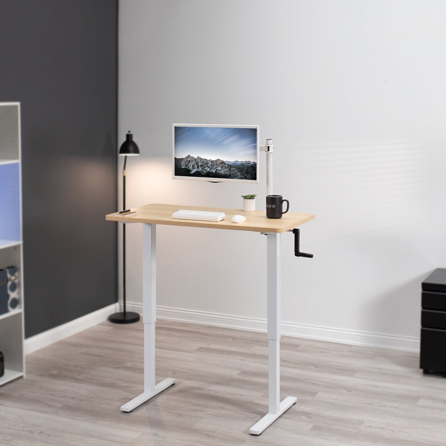 Ergonomic Manual Height-Adjustable Desk for Ultimate Comfort