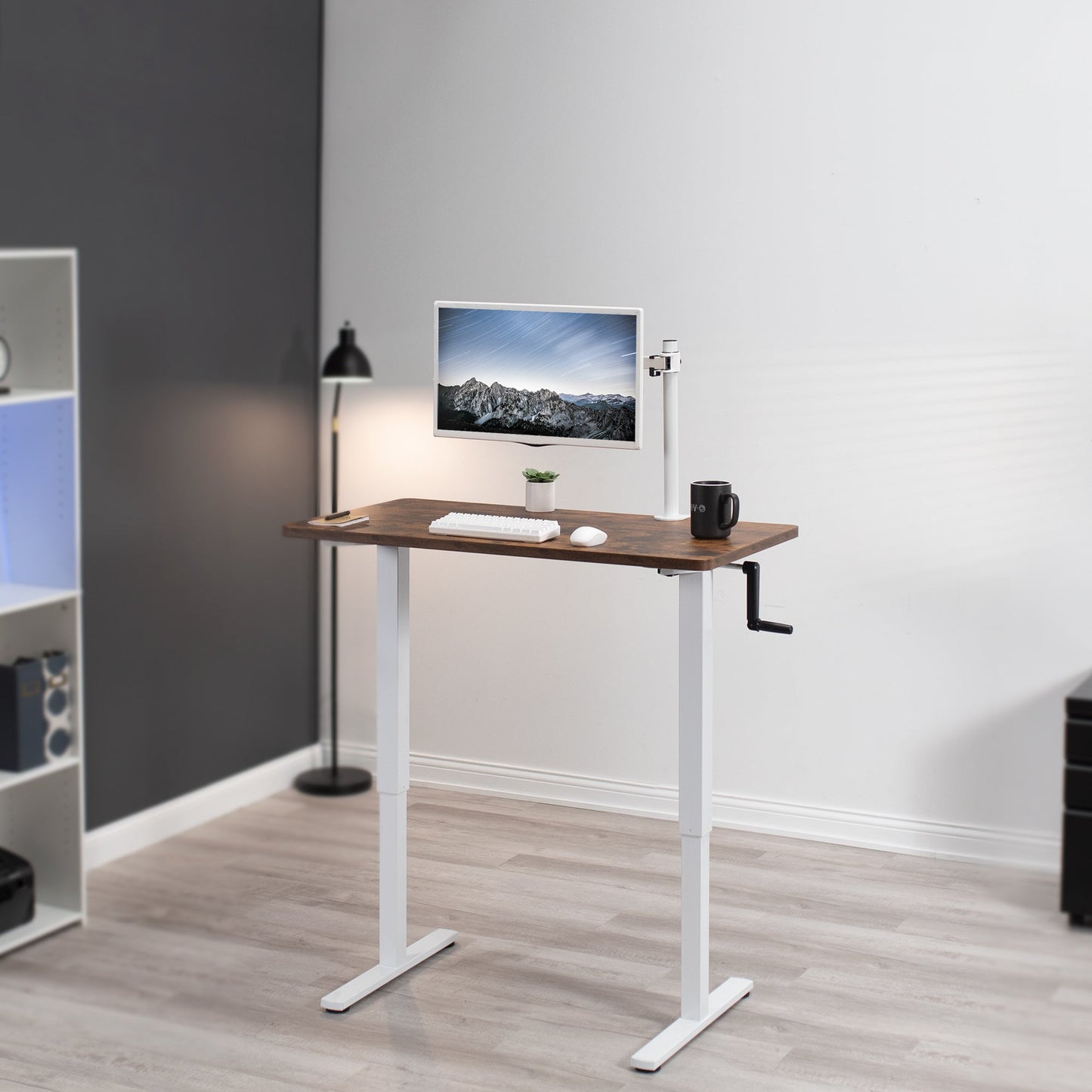 Ergonomic Manual Height-Adjustable Desk for Ultimate Comfort