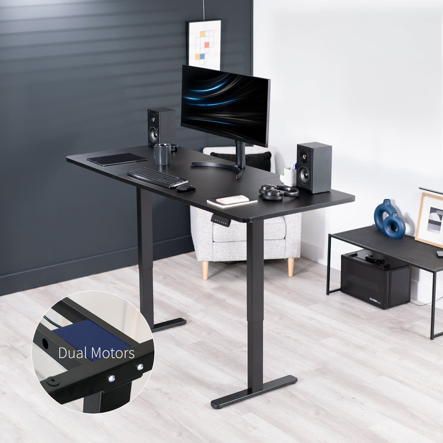 Expansive Dual Motor Electric Standing Desk - 71" x 30" for Easy Height Adjustment